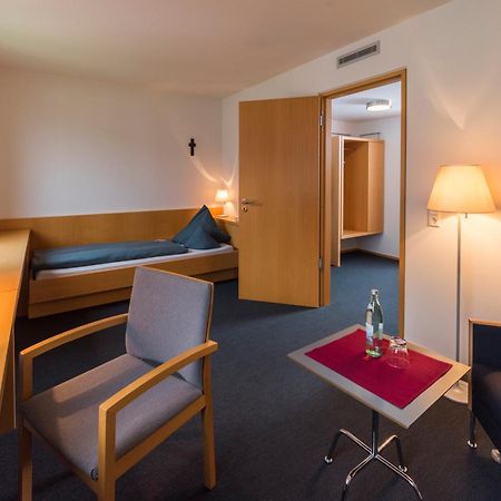 Tagungshaus Himmelspforten - Self Check-In Würzburg Dış mekan fotoğraf