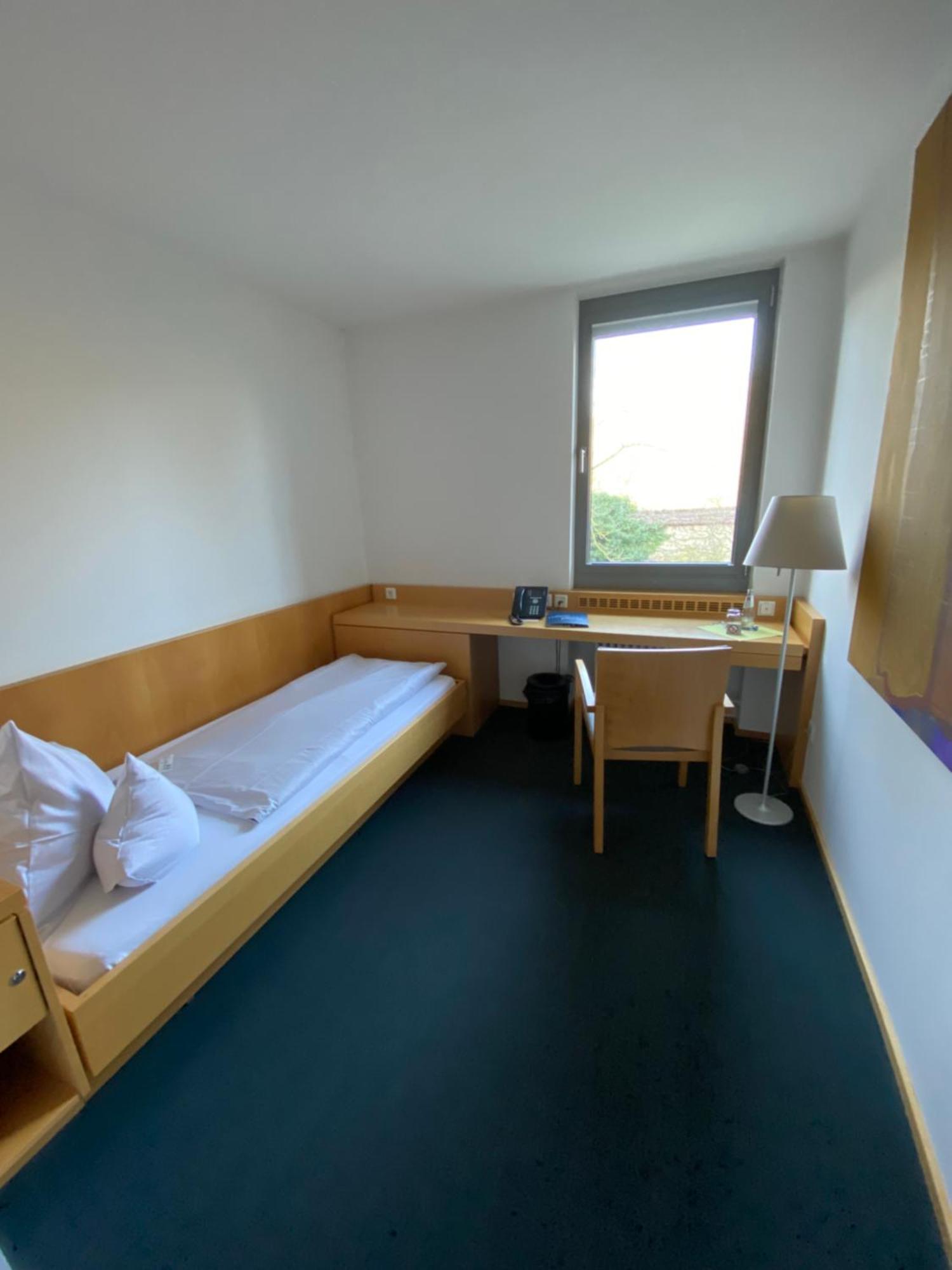 Tagungshaus Himmelspforten - Self Check-In Würzburg Dış mekan fotoğraf